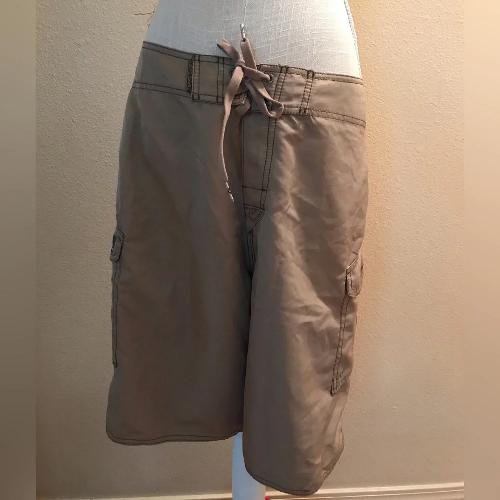 Quicksilver cargo short amphibian hybrid shorts